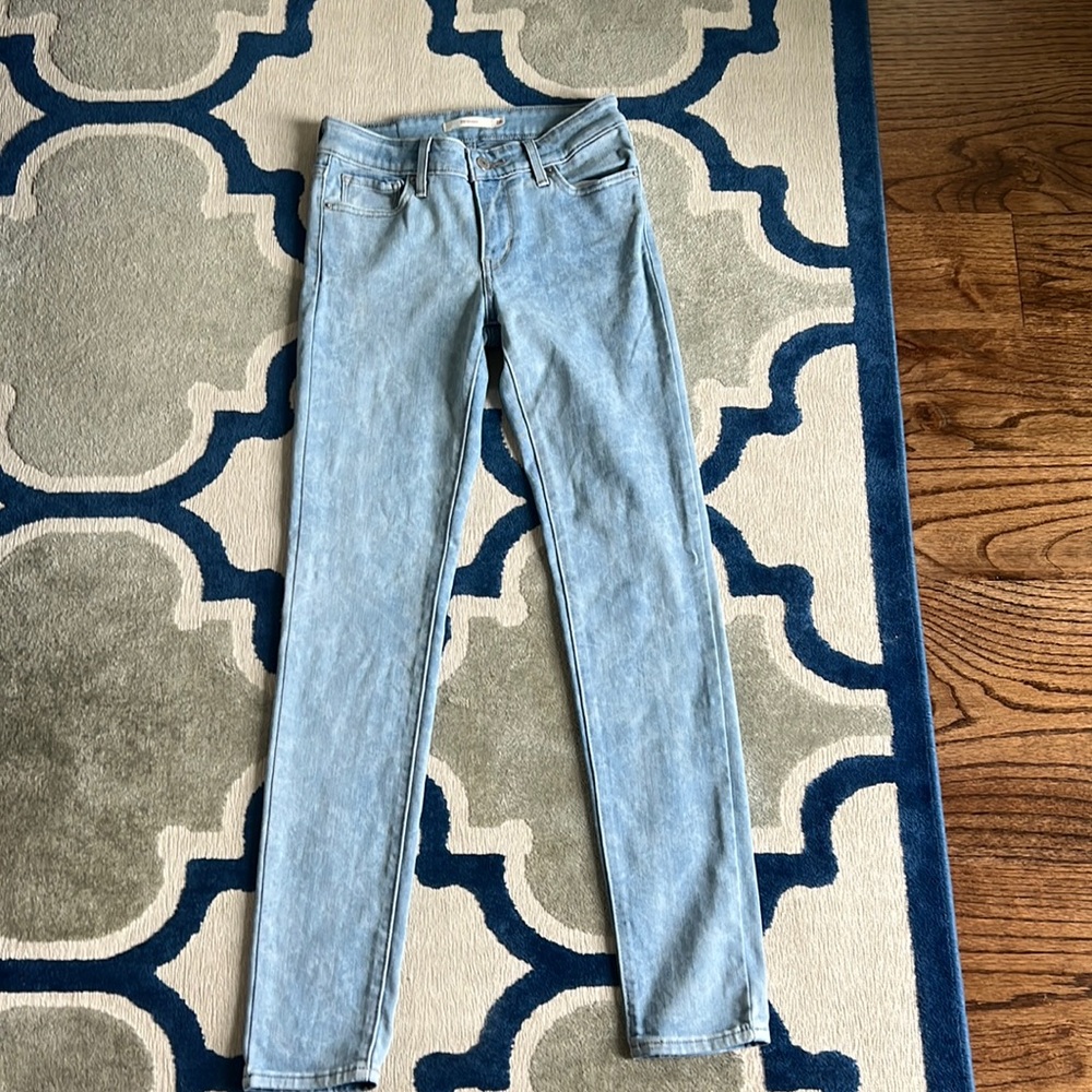 Levis 711 skinny jeans
